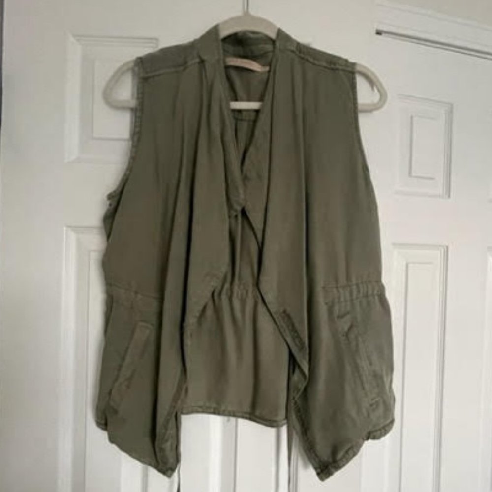 Max Studio Vest